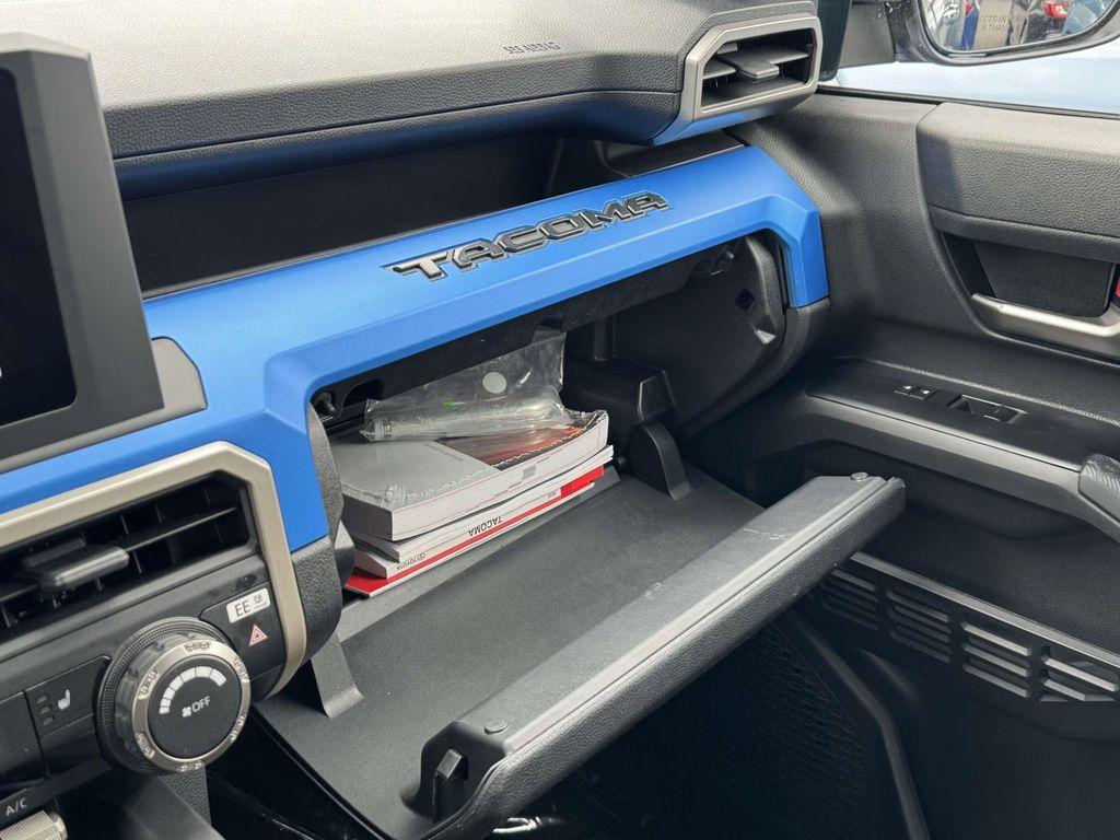 TOYOTA TACOMA - 10