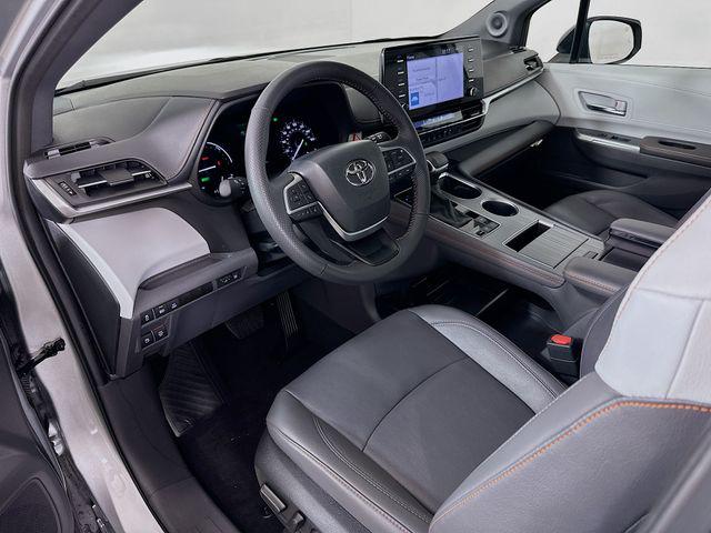 TOYOTA SIENNA - 9