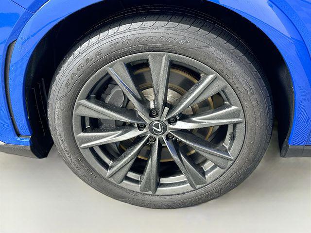 صورة مصغرة 32 لـ 2024 Lexus RX 350 F SPORT HANDLING