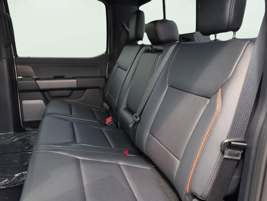 FORD F-150 LARIAT - 9