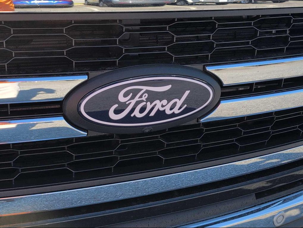 FORD F-150 LARIAT - 4
