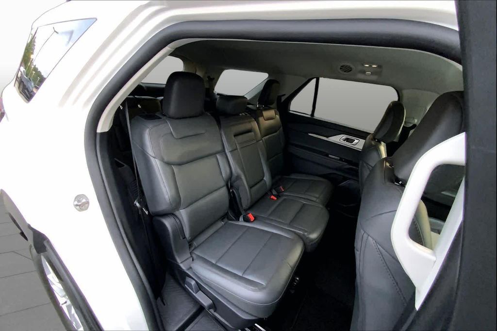 صورة مصغرة 19 لـ 2025 FORD EXPLORER ACTIVE