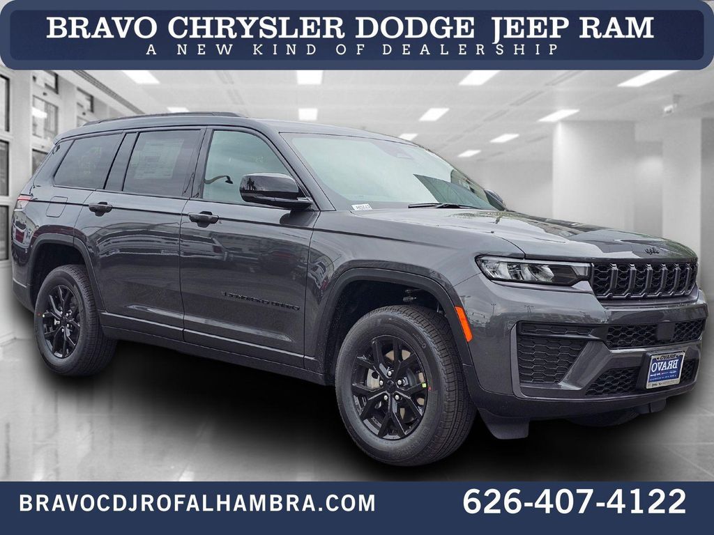 New 2026 Jeep Grand Cherokee L Altitude