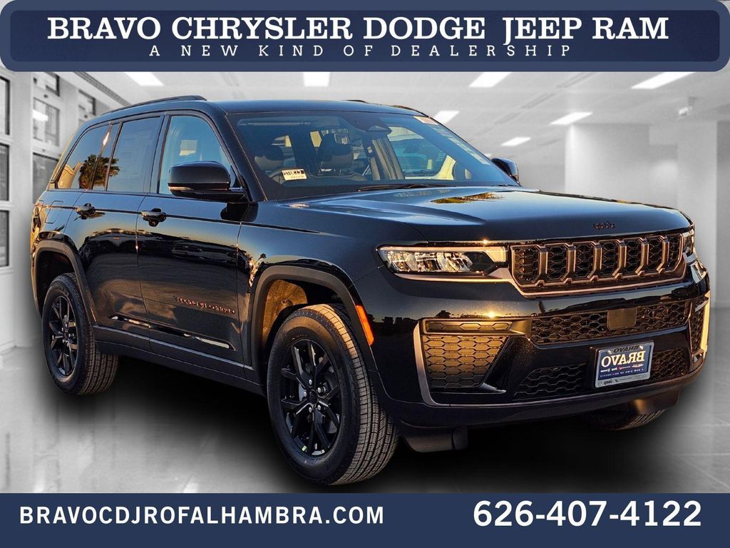 New 2026 Jeep Grand Cherokee Altitude