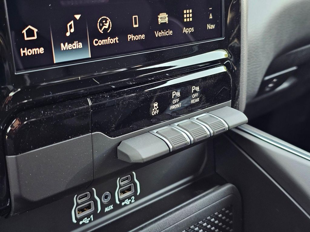 صورة مصغرة 13 لـ 2026 RAM 1500 LARAMIE