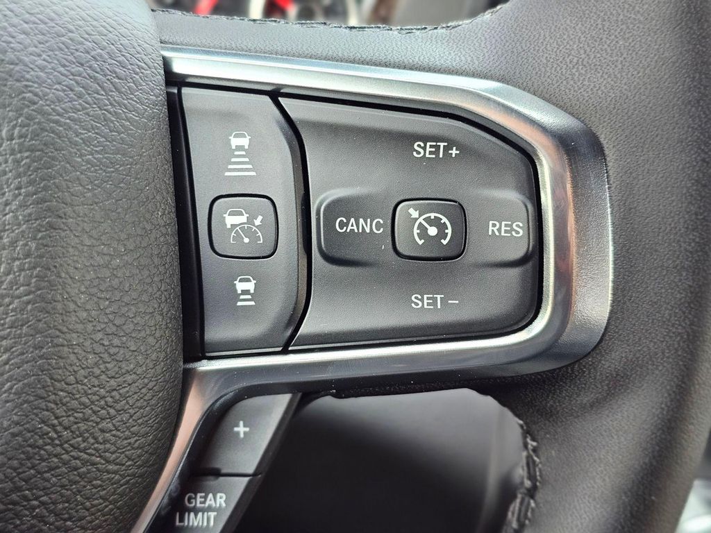 صورة مصغرة 16 لـ 2026 RAM 1500 LARAMIE