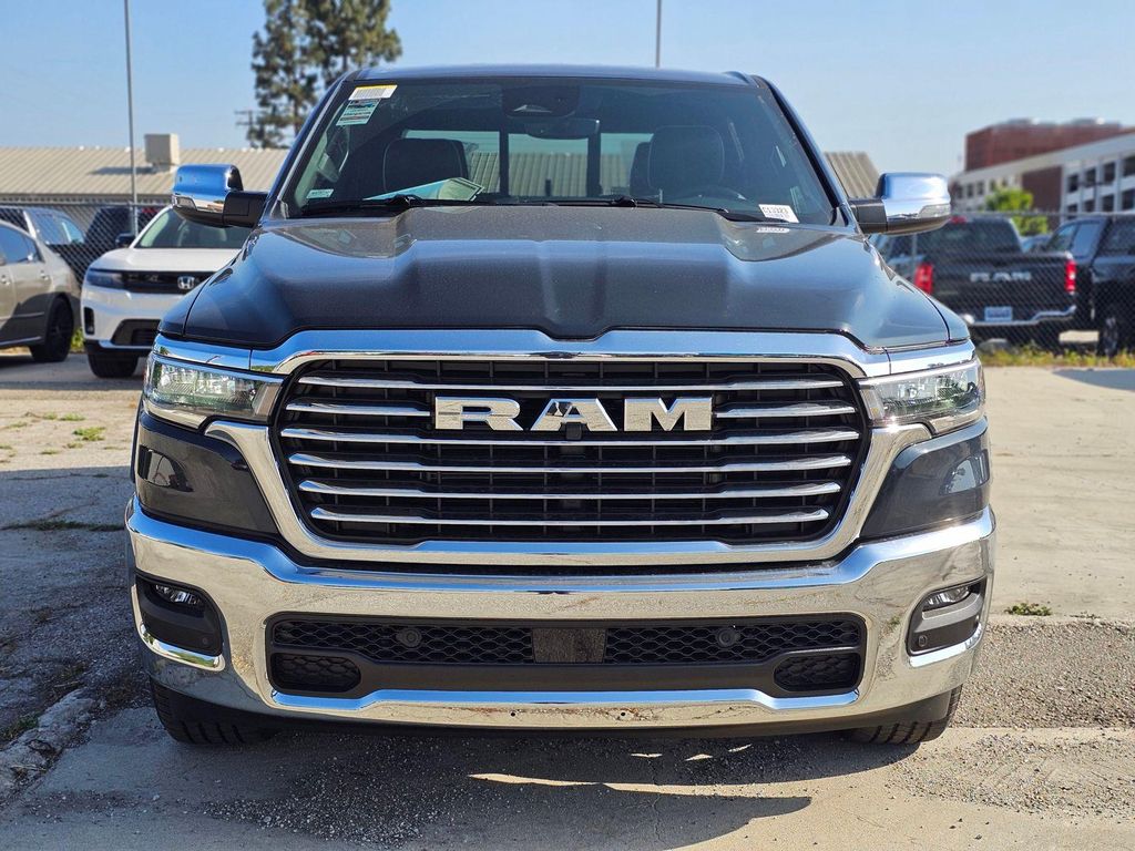 2026 RAM 1500 LARAMIE 照片 2