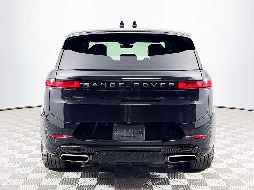 2024 LAND Rover RANGE ROVER SPORT SE photo 6