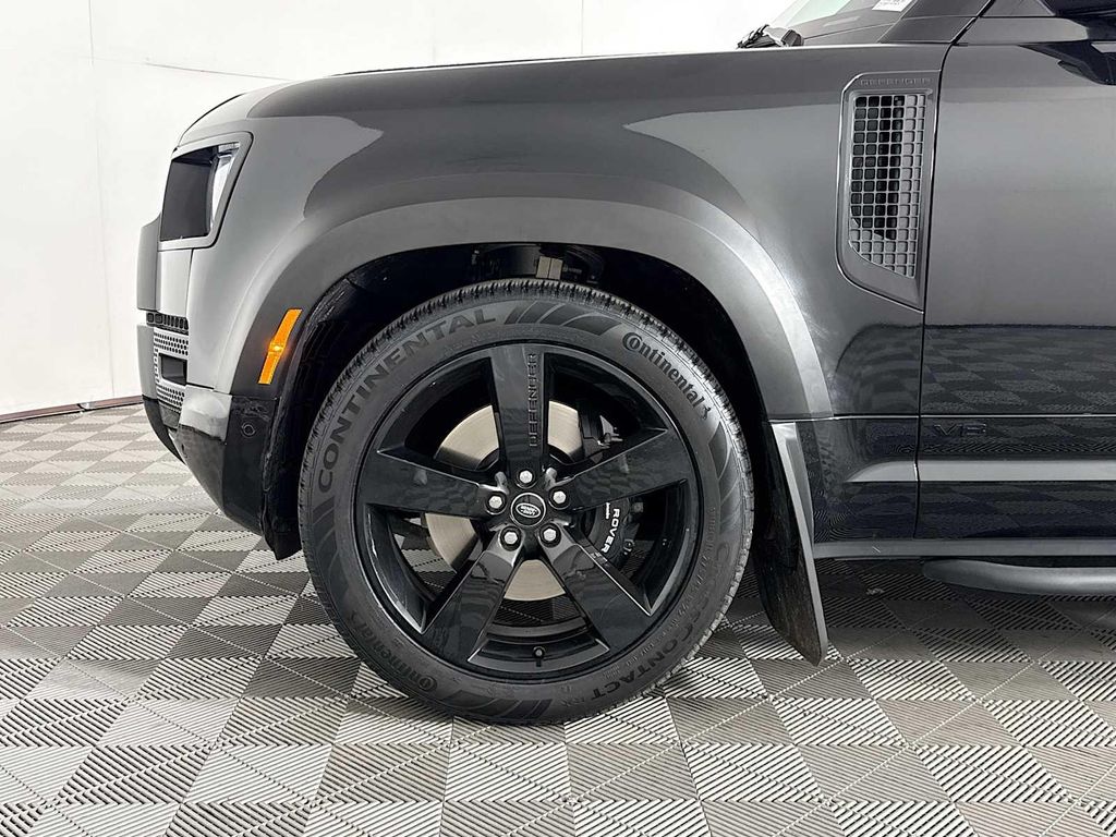 2023 LAND Rover DEFENDER V8 — миниатюра 27