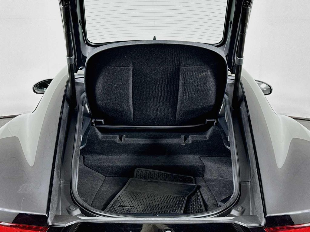صورة مصغرة 22 لـ 2023 Jaguar F-TYPE R AWD AUTOMATIC