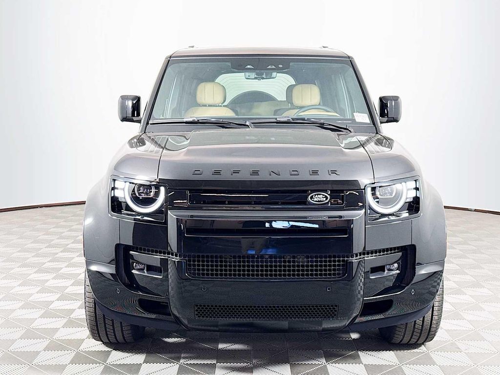 صورة 2 لـ 2026 LAND Rover DEFENDER V8