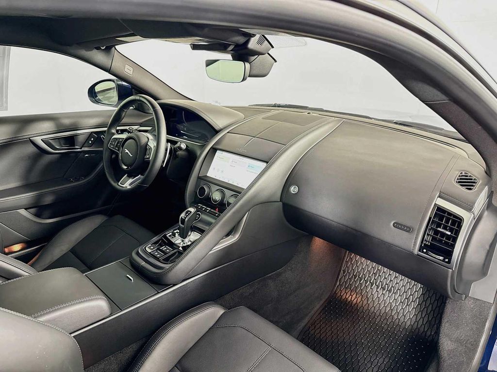 2024 Jaguar F-TYPE P450 R-DYNAMIC RWD AUTOMATIC 缩略图 24