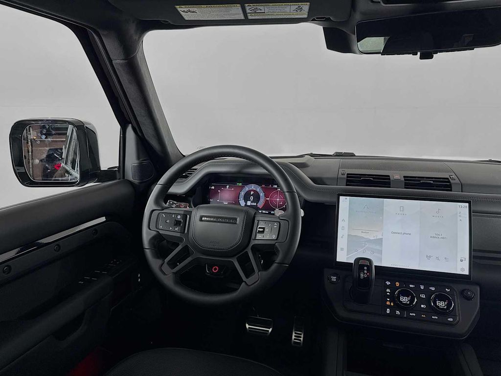 2026 LAND Rover DEFENDER P635 OCTA BLACK — миниатюра 26
