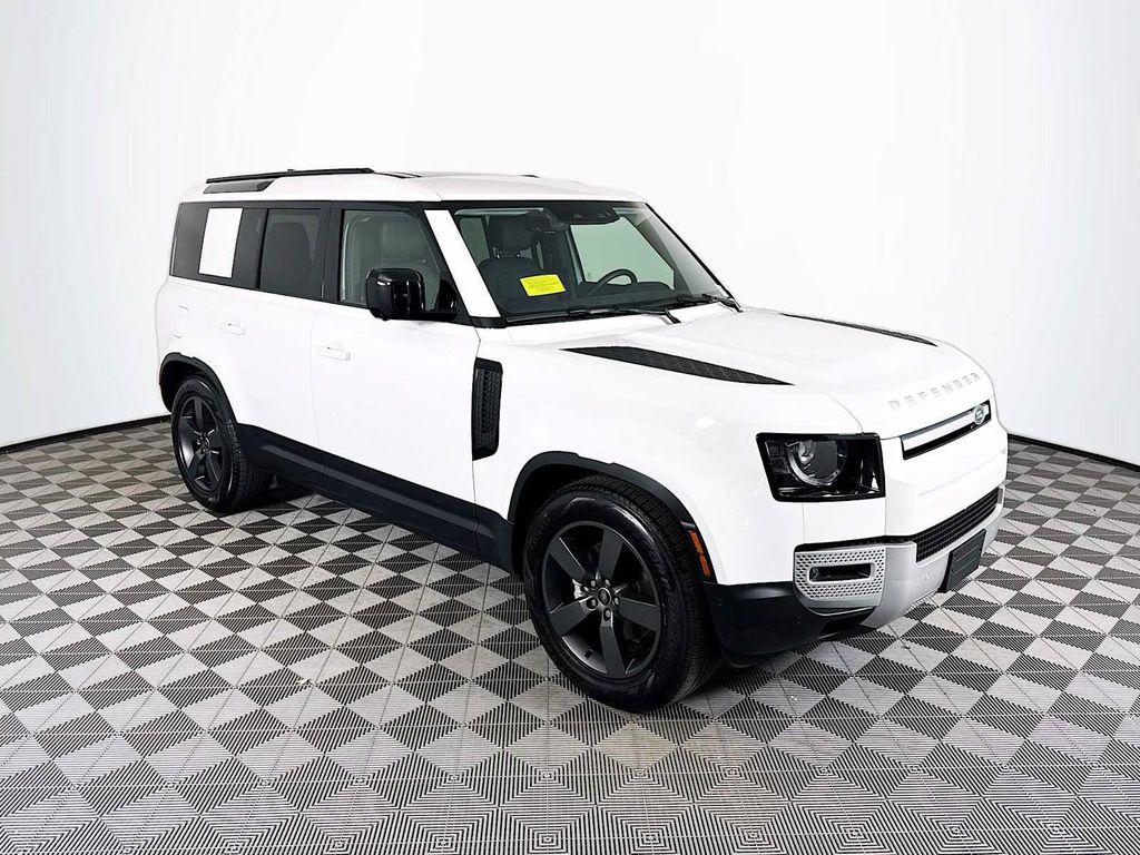 2025 LAND Rover DEFENDER 110 P300 photo 3