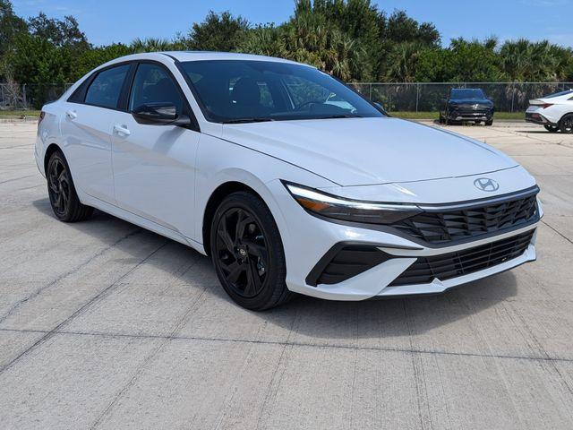 New 2026 Hyundai ELANTRA SEL Sport