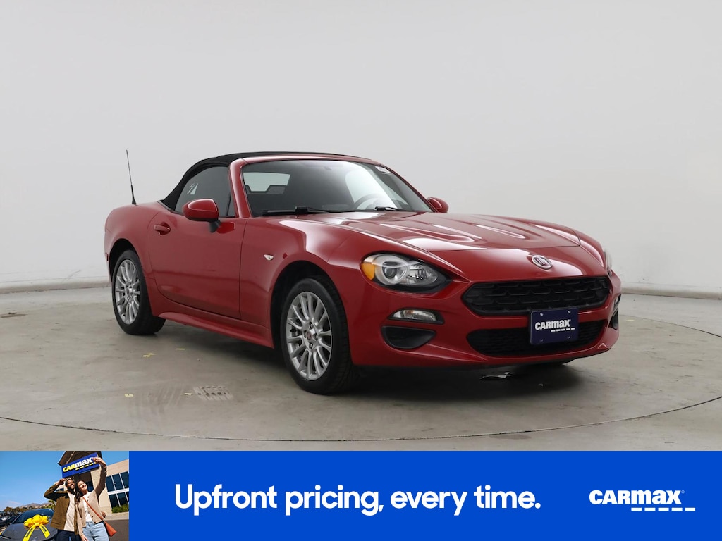 Used 2018 FIAT 124 Spider Classica