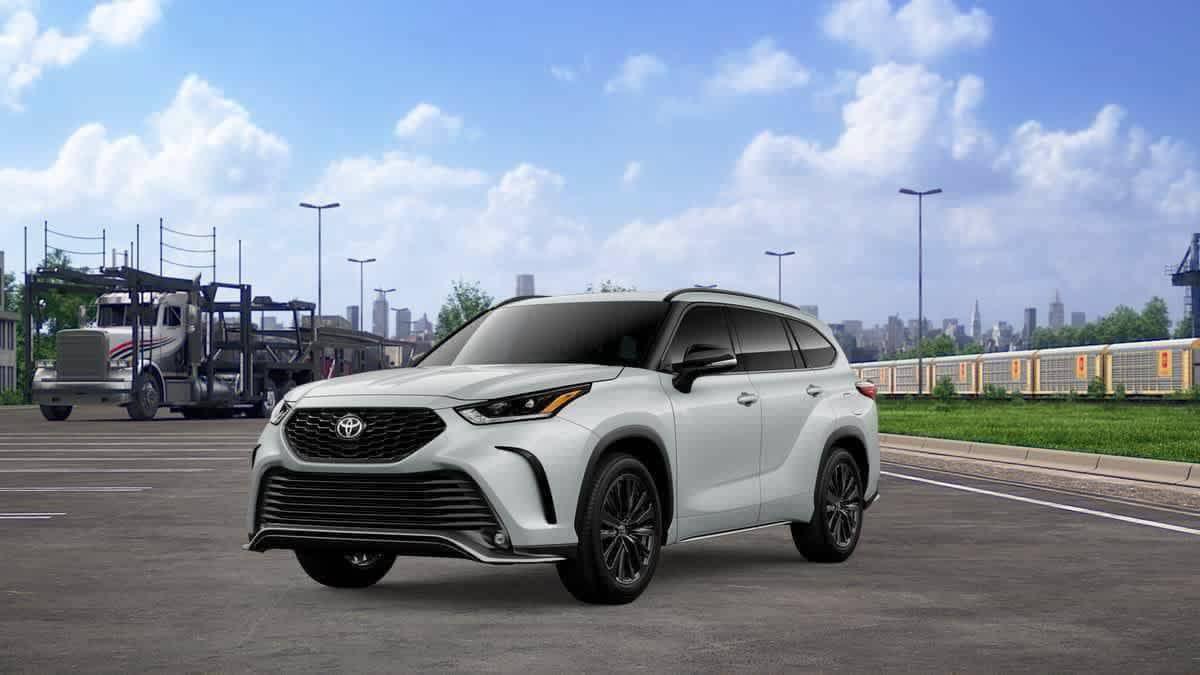New 2026 Toyota Highlander XSE