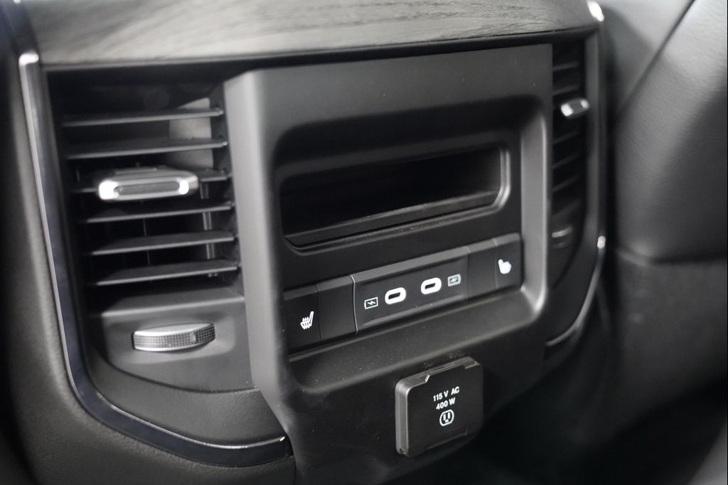 2026 RAM 2500 LIMITED CREW CAB 4X4 6'4' BOX — фото 6