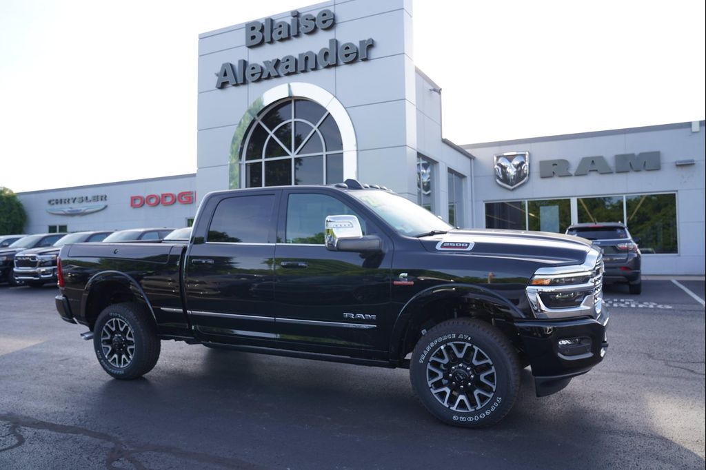 New 2026 RAM 2500 Limited Crew Cab 4x4 6'4' Box