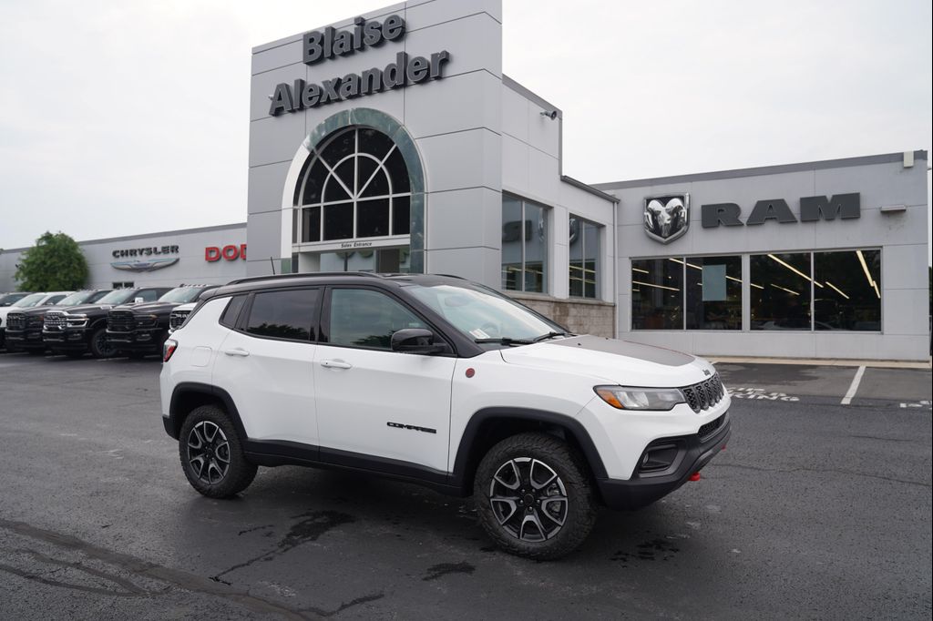 New 2026 Jeep Compass Trailhawk