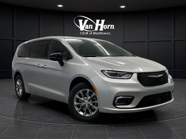 New 2026 Chrysler Pacifica Limited