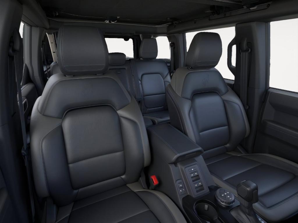 صورة 10 لـ 2026 FORD BRONCO OUTER BANKS