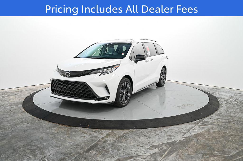 New 2026 Toyota Sienna XSE 7 Passenger