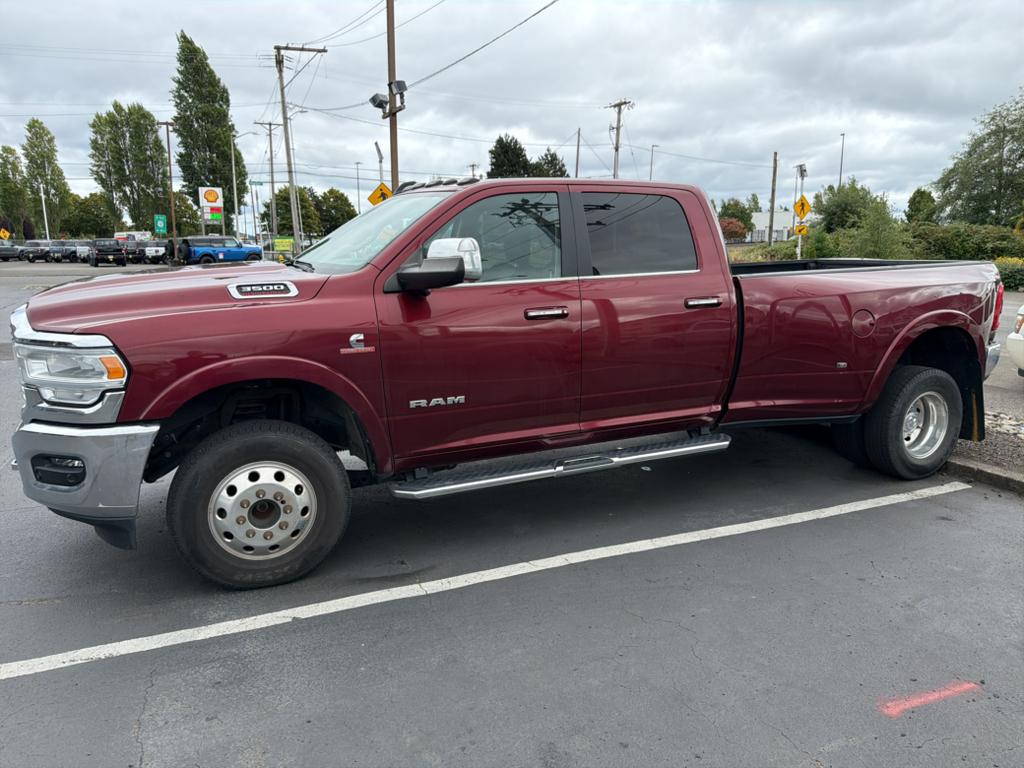 2021 RAM 3500 LARAMIE CREW CAB 4X4 8' BOX — фото 3