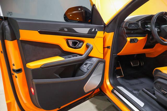 صورة مصغرة 27 لـ 2021 Lamborghini URUS