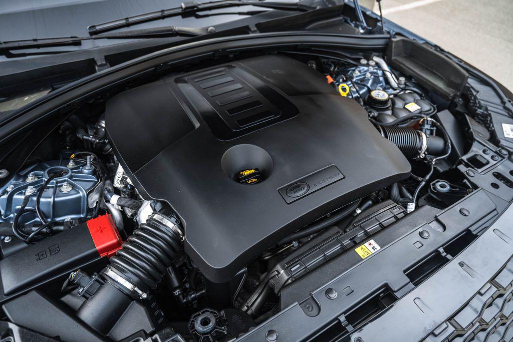 صورة مصغرة 28 لـ 2023 LAND Rover RANGE ROVER VELAR P340 S R-DYNAMIC