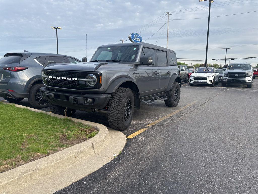 FORD BRONCO - 1