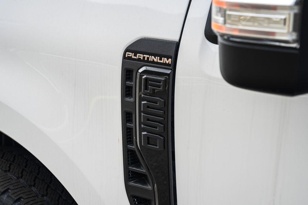 2026 FORD F-250 PLATINUM 缩略图 14
