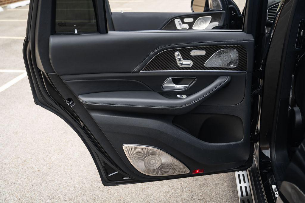 صورة مصغرة 18 لـ 2025 Mercedes-BENZ AMG GLS 63 BASE