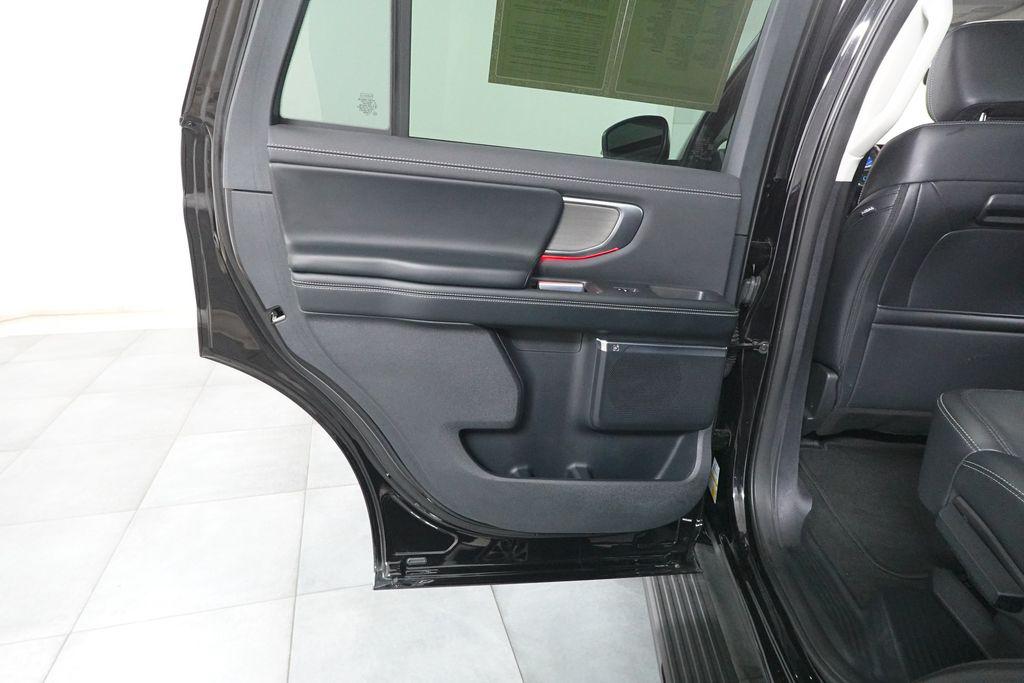 صورة مصغرة 28 لـ 2025 FORD EXPEDITION PLATINUM