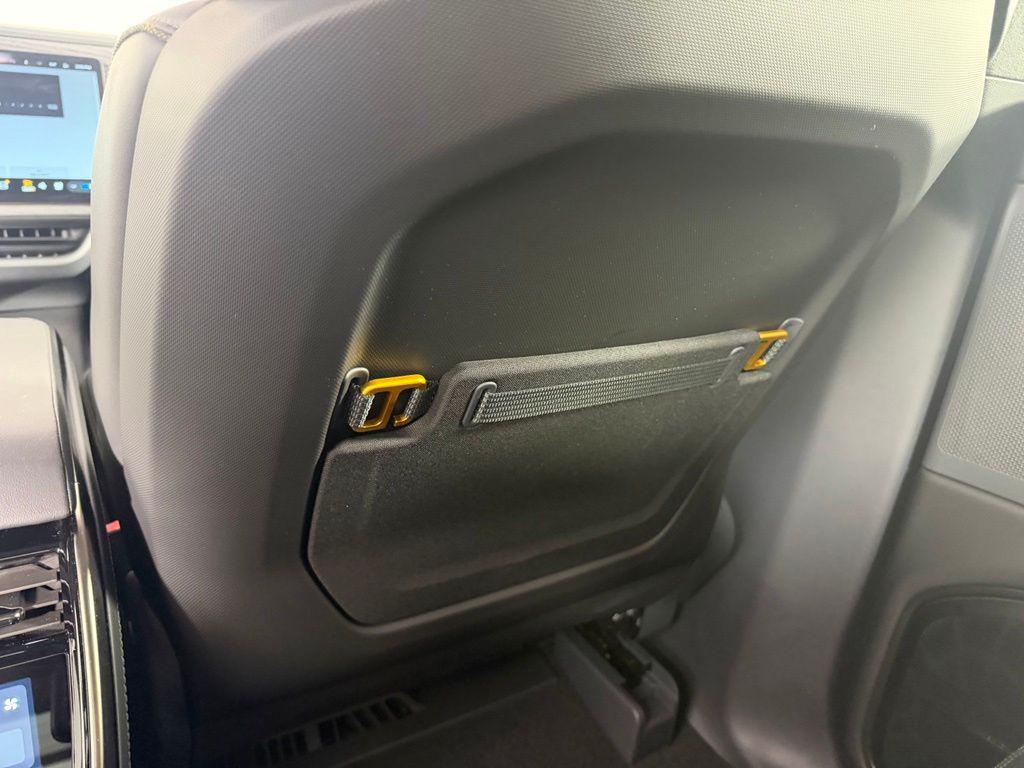2022 Rivian R1T ADVENTURE — фото 15