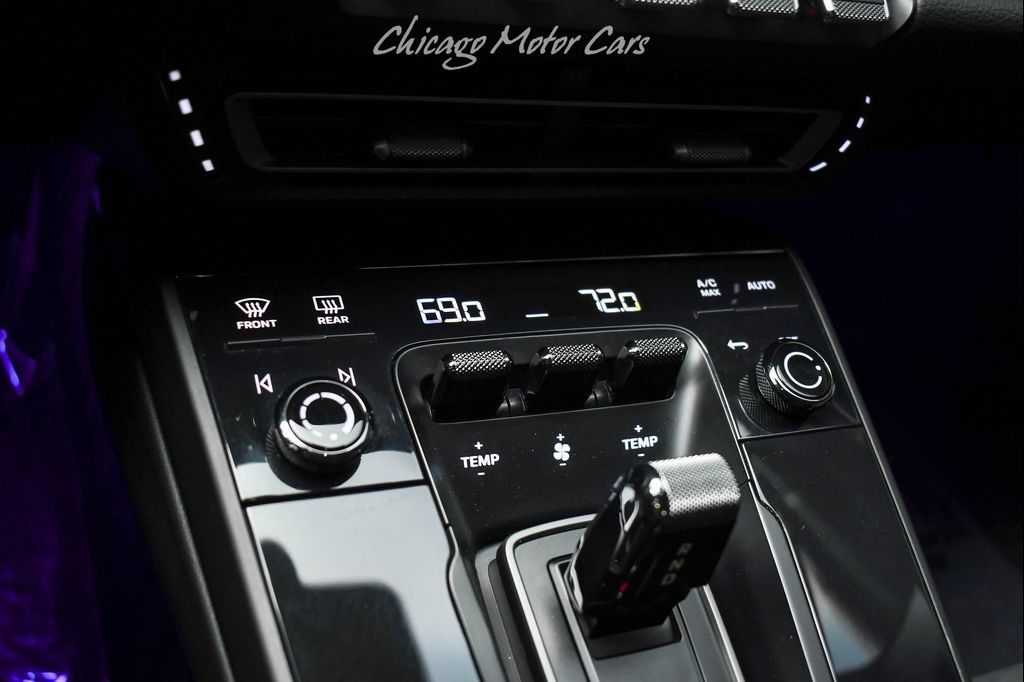 صورة مصغرة 19 لـ 2022 Porsche 911 CARRERA 4 GTS