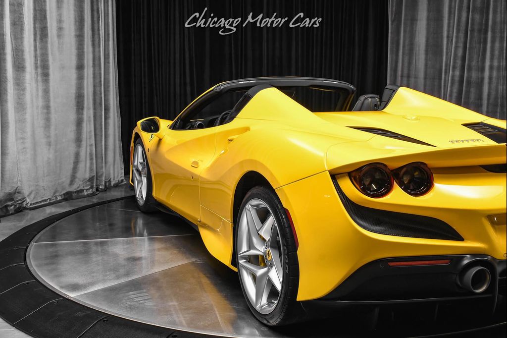 2023 Ferrari F8 SPIDER CONVERTIBLE 照片 40