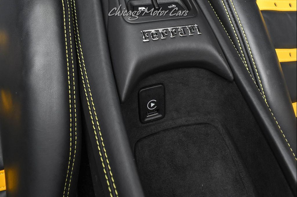 2023 Ferrari F8 SPIDER CONVERTIBLE 照片 18