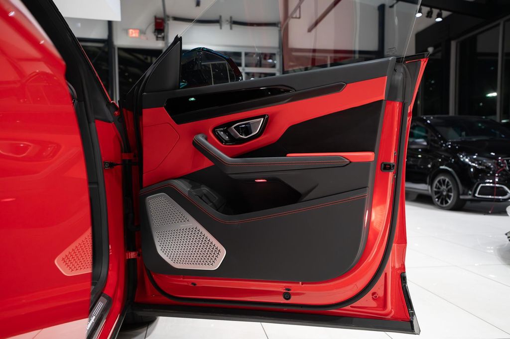 2022 Lamborghini URUS SUV ONLY 13K MILES HOT SPEC STYLE PKG COMFORT 缩略图 24