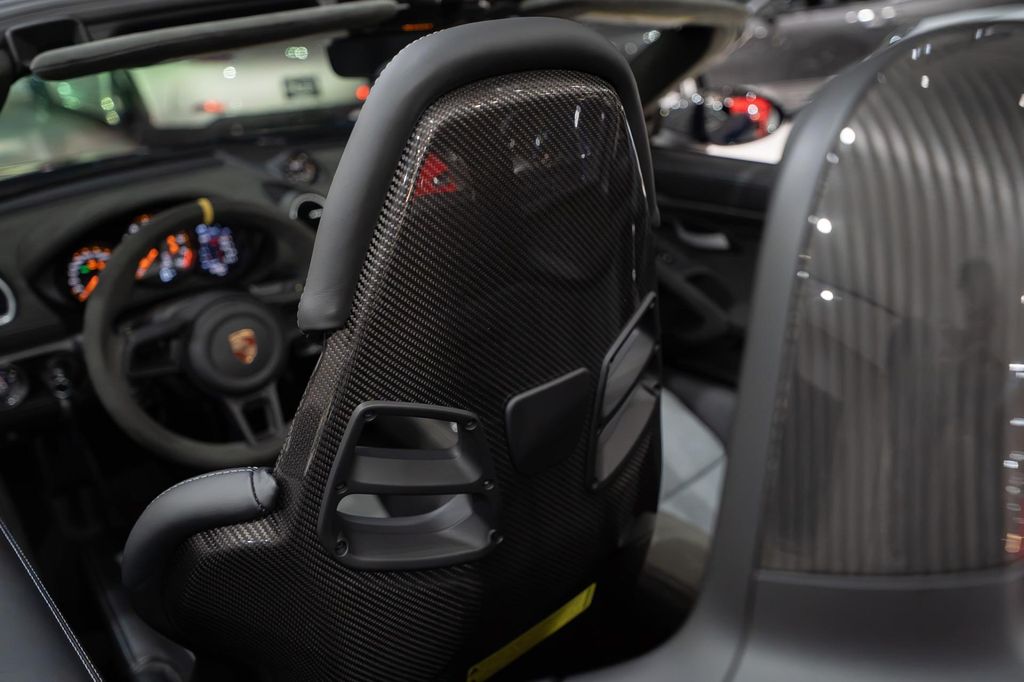 2025 Porsche 718 SPYDER RS 缩略图 61