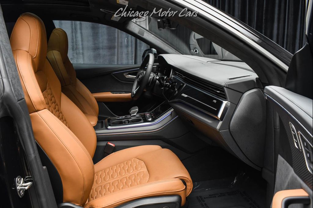 2025 AUDI RS Q8 4.0T 缩略图 25