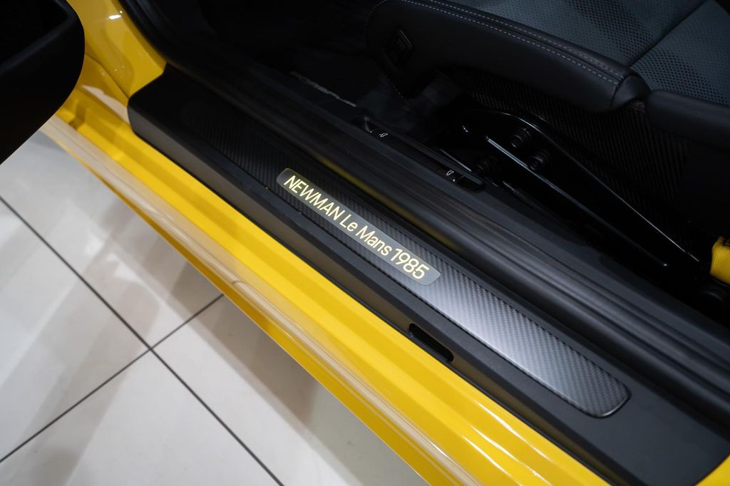 2024 Porsche 718 CAYMAN GT4 RS — фото 6