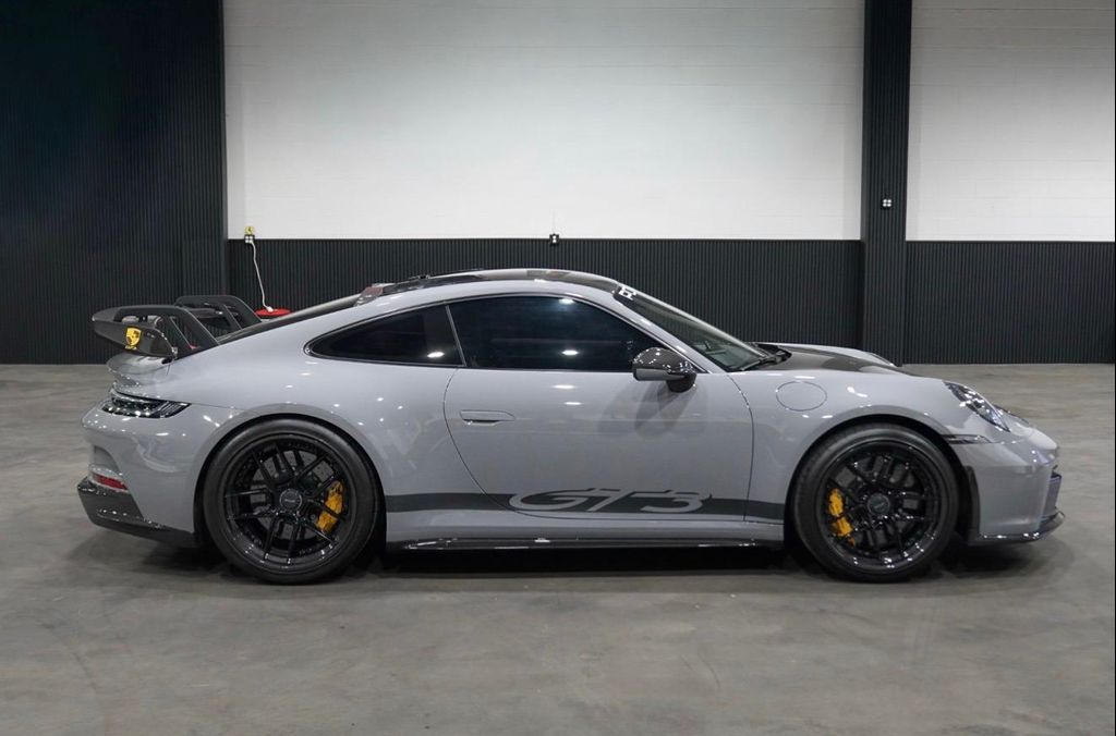 2022 Porsche 911 GT3 W/TOURING PACKAGE — фото 6