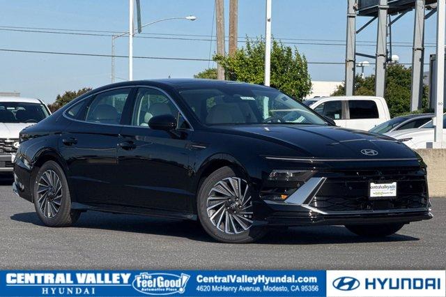 New 2026 Hyundai SONATA Hybrid Limited