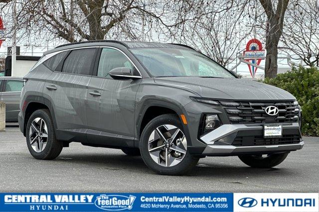 New 2026 Hyundai TUCSON SEL Premium