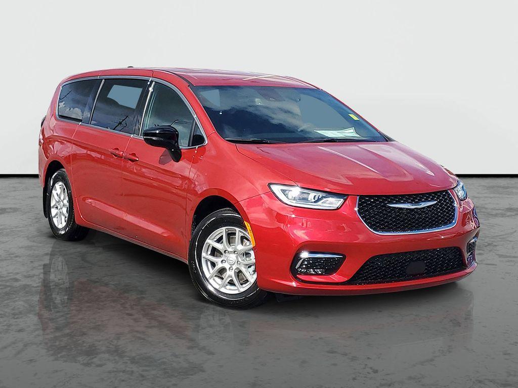 New 2025 Chrysler Pacifica Select