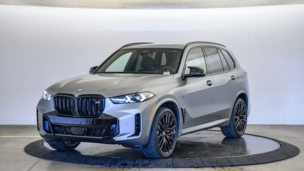 New 2026 BMW X5 M60i