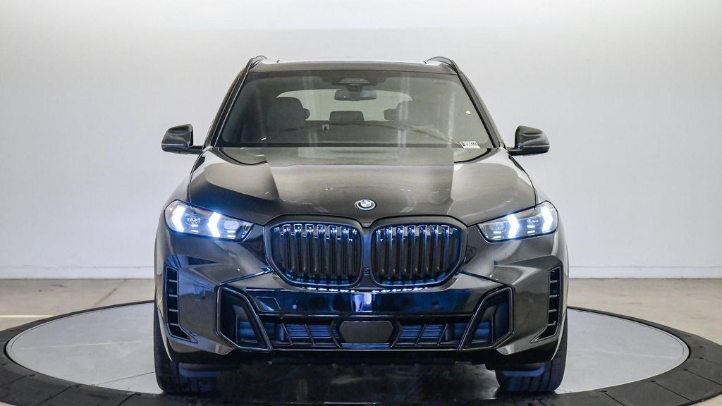 صورة 7 لـ 2026 BMW X5 PHEV XDRIVE50E