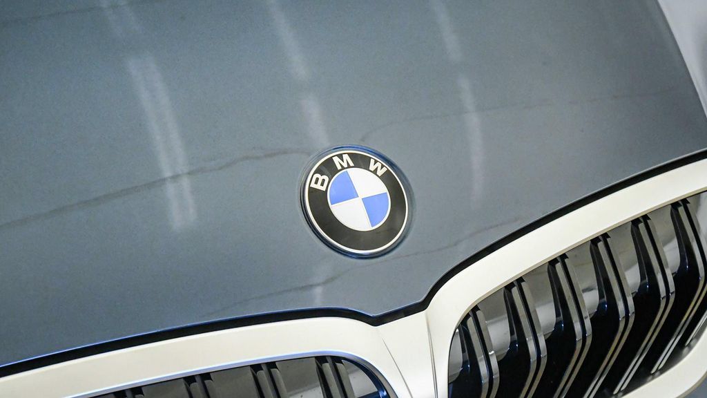 صورة 8 لـ 2026 BMW 330 NA