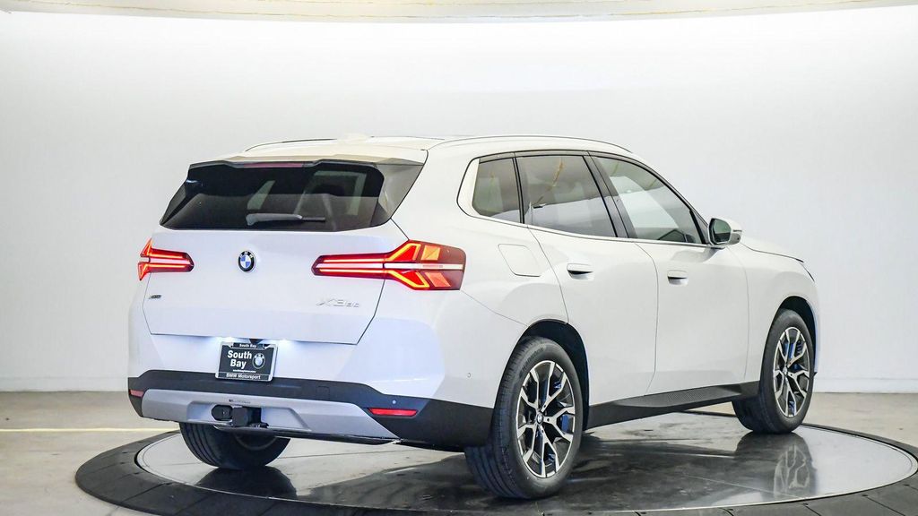 صورة 5 لـ 2026 BMW X3 30 XDRIVE